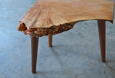 Кофейный столик из слэба дерева