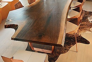 Обеденный стол из массива дуба